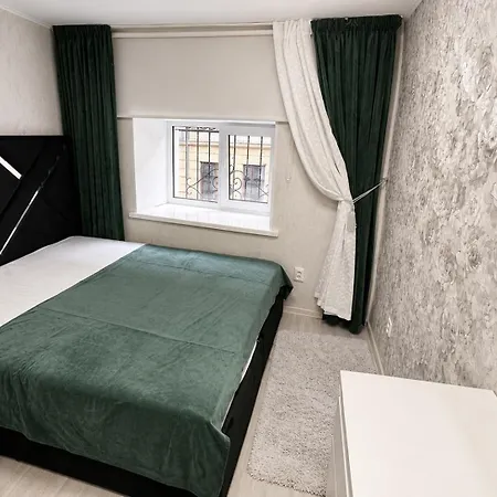 Apartment атмосферні дворівневі в центрі, самопоселення